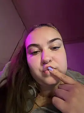 AlyaX X online show from March 2026 05:33:01 PM