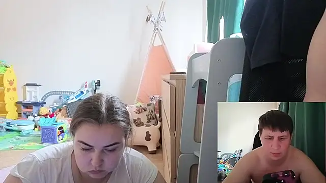 AlyaX X online show from April 2026 01:07:02 PM