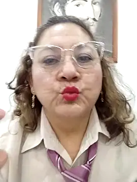 Snapshot of JULIETA_21- chatting on February 2026 12:04:01 PM JULIETA 21- online show from February 2026 12:04:01 PM