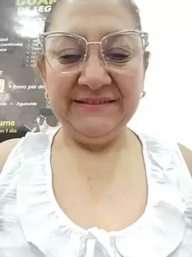 Snapshot of JULIETA_21- chatting on July 2026 02:06:02 PM JULIETA 21- online show from July 2026 02:06:02 PM