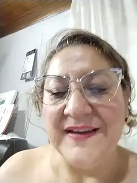 Snapshot of JULIETA_21- chatting on July 2026 04:41:02 AM JULIETA 21- online show from July 2026 04:41:02 AM