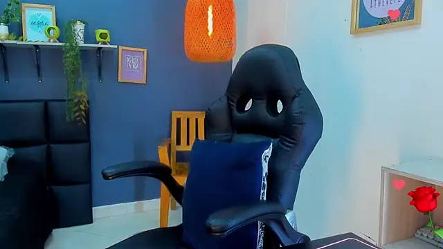 eliza pink24 online show from February 2026 09:39:02 PM