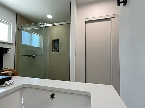 Anadia Starr online show from April 2026 08:42:02 PM