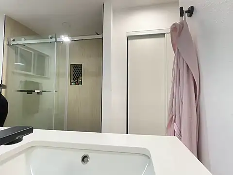 Anadia Starr online show from February 2026 05:05:01 AM