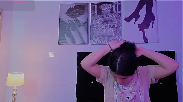 Zoe-yanin online show from March 2026 06:55:01 PM