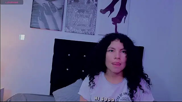 Zoe-yanin online show from March 2026 06:23:02 PM