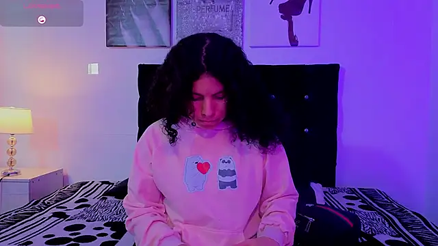 Zoe-yanin online show from February 2026 06:52:02 PM