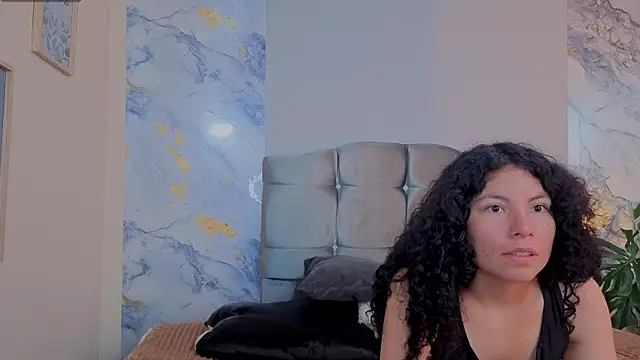 Zoe-yanin online show from March 2026 06:42:02 PM