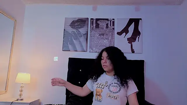 Zoe-yanin online show from February 2026 06:54:01 PM