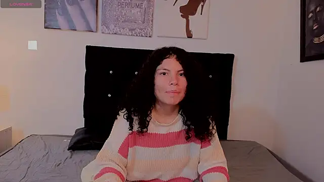 Zoe-yanin online show from March 2026 07:13:02 PM