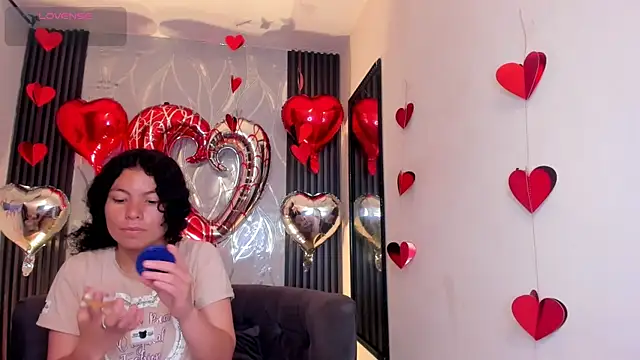 Zoe-yanin online show from February 2026 06:52:01 PM