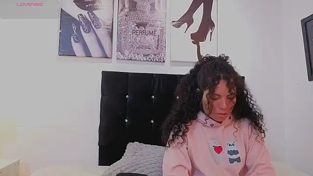 Zoe-yanin online show from March 2026 07:03:01 PM