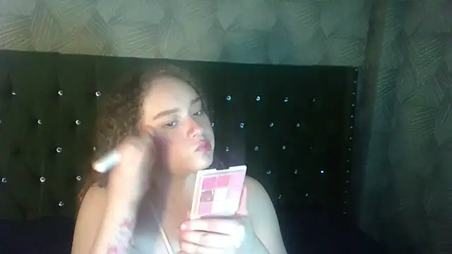 Snapshot of AnnyFoxx chatting on March 2026 08:05:01 PM AnnyFoxx online show from March 2026 08:05:01 PM