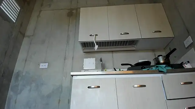 chiarafustox online show from March 2026 10:01:01 PM