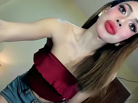 Snapshot of tiffanymers chatting on February 2026 02:08:02 AM tiffanymers online show from February 2026 02:08:02 AM