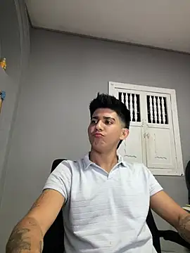 Thiago Olsen online show from February 2026 06:22:01 AM