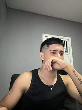 Thiago Olsen online show from February 2026 06:57:02 AM