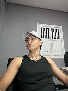 Thiago Olsen online show from February 2026 07:33:01 PM