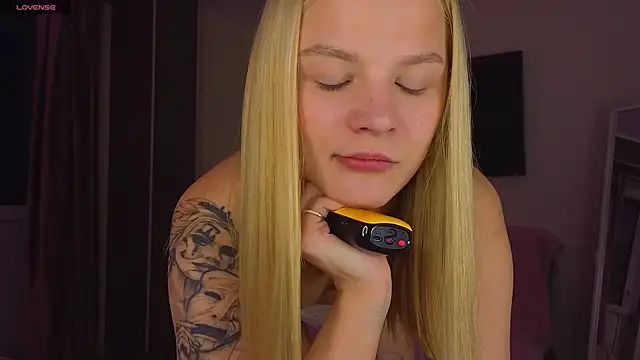 meowbaaby online show from April 2026 04:09:02 PM