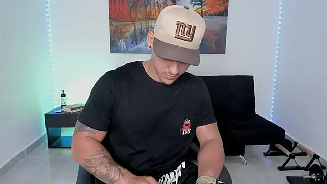 Snapshot of ryanwhite3 chatting on February 2026 07:02:02 PM ryanwhite3 online show from February 2026 07:02:02 PM