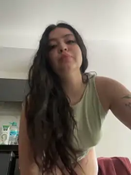 lolaaculaa online show from March 2026 03:58:01 PM
