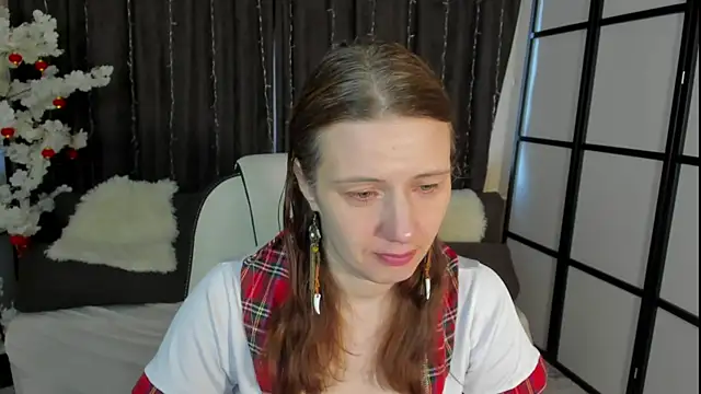 Kathrine Meyer online show from April 2026 02:17:01 AM