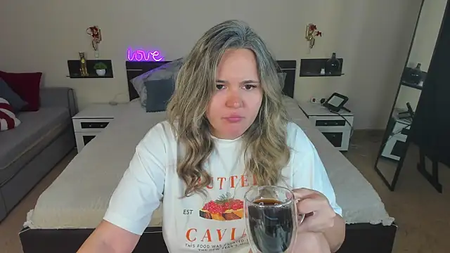 LilyBel online show from May 2026 12:49:02 AM
