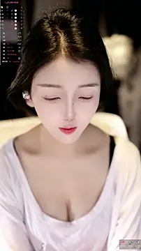 xiaomoli928 online show from April 2026 01:02:01 PM