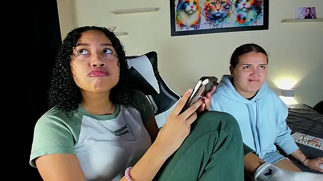 Snapshot of meredit_cris23 chatting on February 2026 03:03:02 AM meredit cris23 online show from February 2026 03:03:02 AM