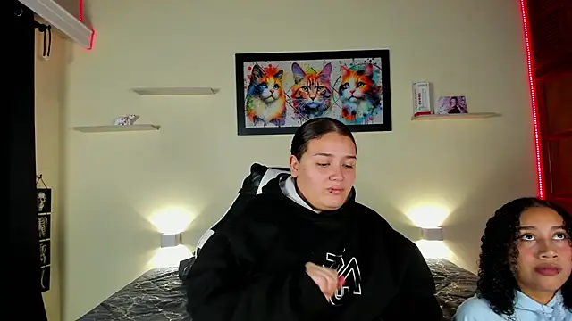 Snapshot of meredit_cris23 chatting on February 2026 03:25:01 AM meredit cris23 online show from February 2026 03:25:01 AM