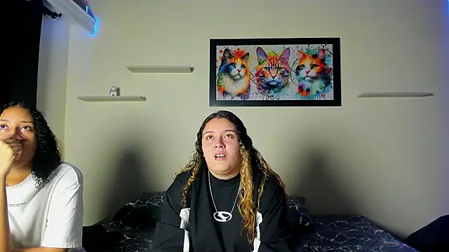 Snapshot of meredit_cris23 chatting on February 2026 04:29:02 AM meredit cris23 online show from February 2026 04:29:02 AM