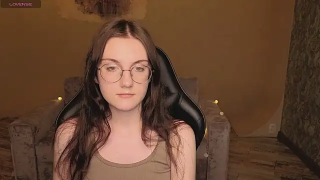 Snapshot of VixenLight chatting on February 2026 09:49:02 AM VixenLight online show from February 2026 09:49:02 AM