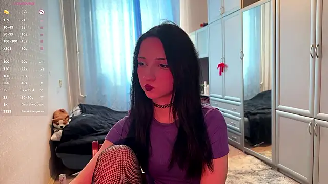 UrBabeLuna online show from February 2026 10:22:02 AM