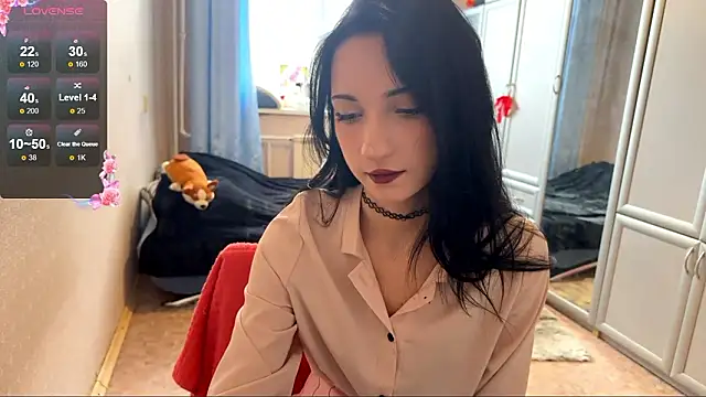 UrBabeLuna online show from February 2026 06:33:02 AM