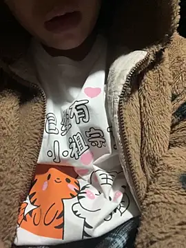 Violin xue online show from February 2026 04:02:02 AM