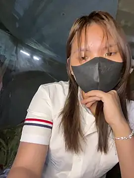 Violin xue online show from February 2026 06:43:02 AM