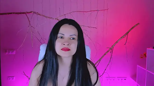 Snapshot of karolina_robinson chatting on February 2026 03:54:02 PM karolina robinson online show from February 2026 03:54:02 PM