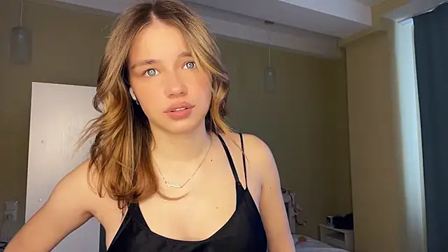 EarthaStinett online show from March 2026 07:08:01 AM