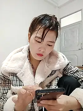 Snapshot of Queen-love45 chatting on February 2026 03:07:02 AM Queen-love45 online show from February 2026 03:07:02 AM