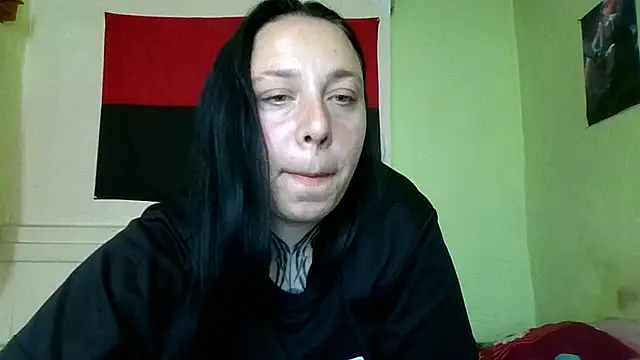 Snapshot of MillaSourety chatting on June 2026 11:19:05 AM MillaSourety online show from June 2026 11:19:05 AM