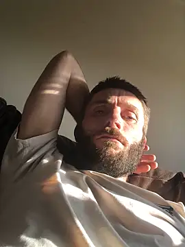 pezzerb7 online show from June 2026 05:13:02 PM
