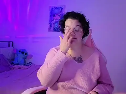 lunatigre4 online show from February 2026 07:44:01 PM