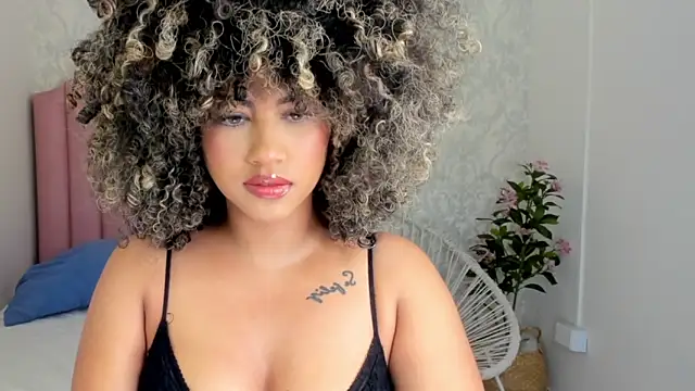 Snapshot of Brit_weston chatting on February 2026 07:58:01 PM Brit weston online show from February 2026 07:58:01 PM