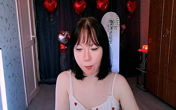 Snapshot of marty_bree chatting on February 2026 11:10:02 AM marty bree online show from February 2026 11:10:02 AM