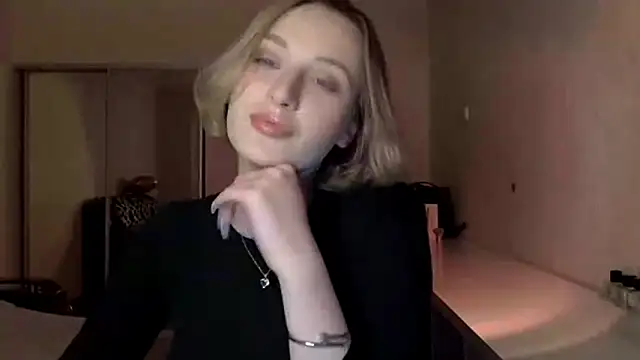 Snapshot of DeliciaBagnoli chatting on February 2026 04:17:02 PM DeliciaBagnoli online show from February 2026 04:17:02 PM