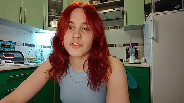 CalandraRolon online show from February 2026 06:43:02 PM