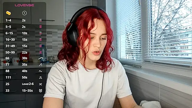 CalandraRolon online show from February 2026 02:05:01 PM