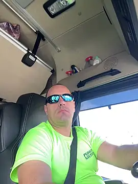 kipsy0 online show from April 2026 09:11:01 AM