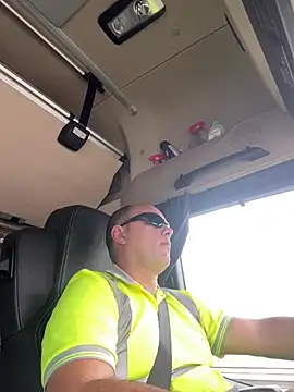 kipsy0 online show from April 2026 01:50:02 PM