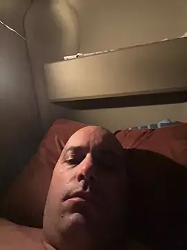 kipsy0 online show from March 2026 06:37:02 PM